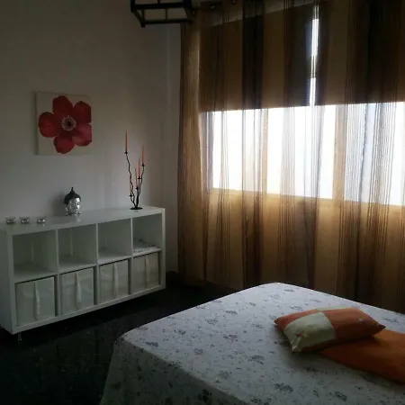 A La Isleta Apartment *